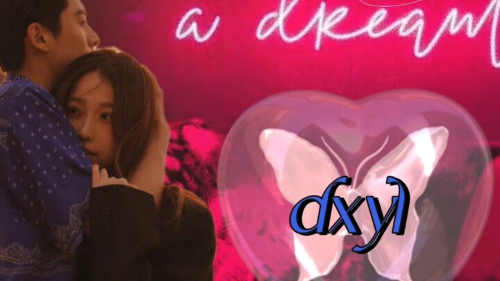 ღ棣欣引力ღ  Dia dulu pernah bilang bahwa dia bisa membedakan dengan jelas antara di dalam dan di luar la