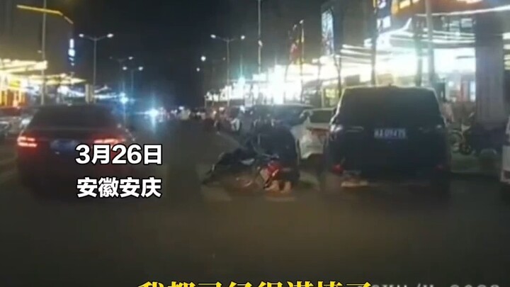 Pria Baik Hati Membantu Lansia yang Jatuh, Malah Dituduh Sengaja Menabrak Lalu Mau Kabur