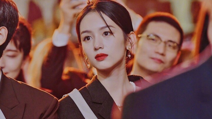 [Zhou Ye] Who doesn’t love a cool, stoic beauty?