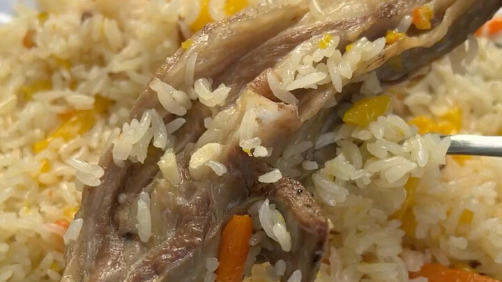 A truly authentic hidden gem of a Xinjiang pilaf restaurant in the northern suburbs of Xi’an!