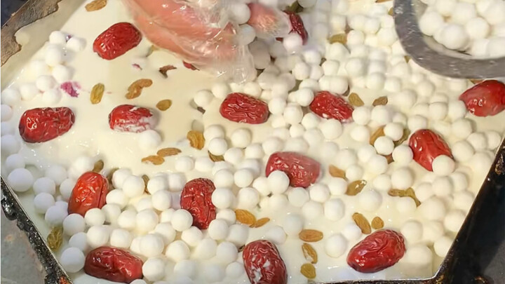 Freshly made plum blossom cakes on the street‼️ Purple sweet potato paste, red bean paste, and big c