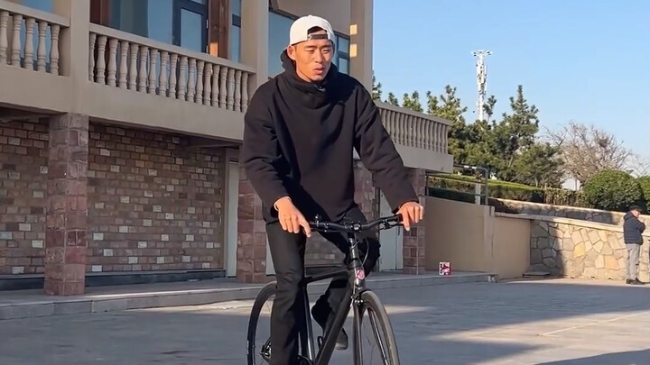 Learn to wheelie and easily climb stairs—even on a road bike!