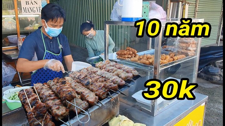 Phát hiện quán bún thịt nướng ngày bán 100kg bún, 35kg thịt cực ngon