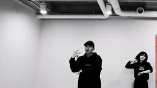 Pertarungan antara penggemar pria Korea Wang Yibo dan penggemar wanita Tiongkok? 【Sampul Wang Yibo y
