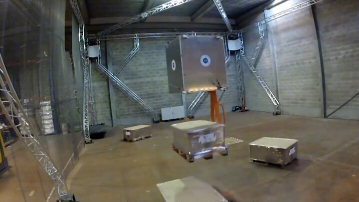 Robot điều khiển bằng dây sẽ nhanh chóng xâm nhập vào lĩnh vực máy xếp hàng và robot vận chuyển tải 