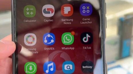 Samsung A23 A134g lcd shaking blinking problems solved