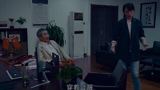 让你去当卧底，没让你本色出演