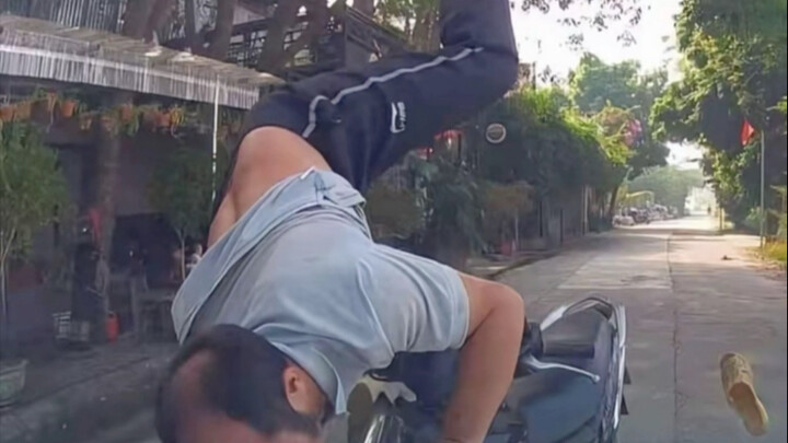 评论区摄影作品锐评，最有张力的一张，看完不笑的可以确诊抑郁症了.