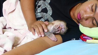 Most Beautiful Baby Maki Sleeping // Lovely Mom Take Care And Grooming For Little boy Maki