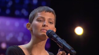 NightBirde Got the Golden Buzzer from Simon