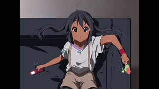 Klip komik "Mimpi Azimiao adalah mimpi yang bersifat kenabian", K-ON!