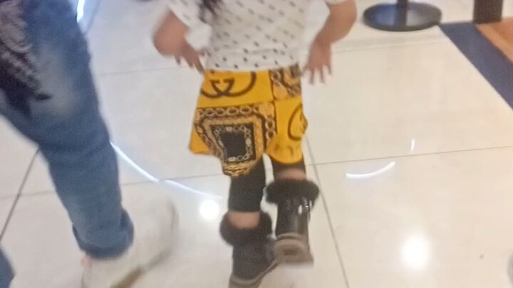 Nakikita nyo ba ang nakikita ko🥰🥰🥰