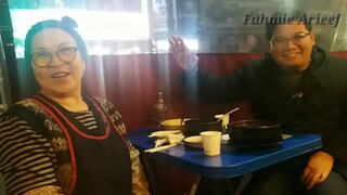 Dinner with ahjumma Kung Bu Bae at Jungno, Seoul South Korea