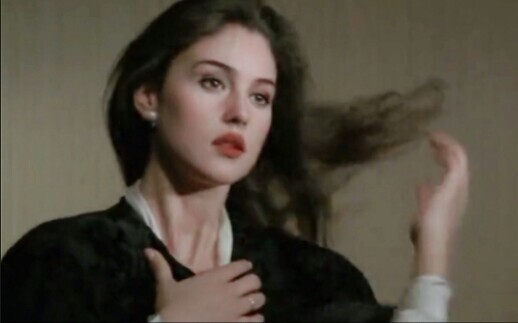 [Remix]Monica Bellucci is stunningly beautiful