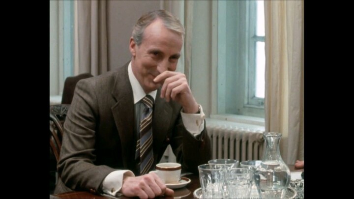 Tinker, Tailor, Soldier, Spy (1979) HD E4 English Subtitles - A. Guinness, M. Jayston, M. Aldridge