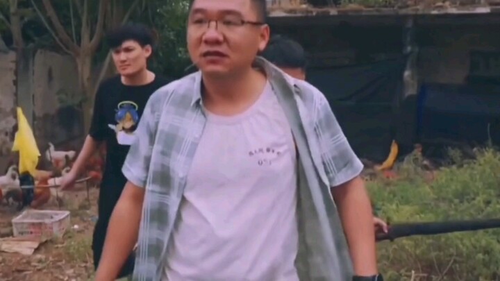 Collection of Uncle Da Mo’s famous scenes: Do you still remember when he became like this?