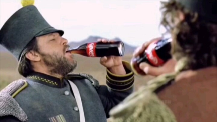 Iklan Coca‑Cola ini baru pertama kali saya lihat (sangat kreatif)