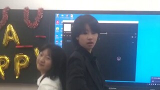 【Orange Orange Air】Three girls perform a show——Dance medley "Ping-Pong" + "Trouble Maker"