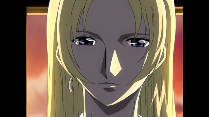 Jincheng Lilu's mother is Russian. She is both rich and beautiful, and is the envy of all the nurses