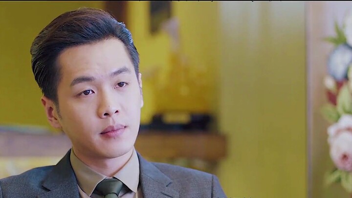 ฮ่าๆ ฉินหมิงเป็นคนขี้งกมาก เขาแค่เลี้ยงเราและเปลี่ยนกุ้งแม่น้ำ 58 หยวนเป็น 38 หยวน