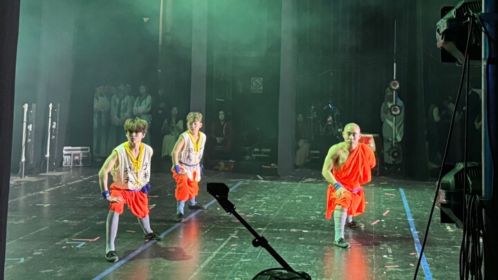 Năm nay đến Oxford, năm sau nhất định phải vào Oxford! Đêm hội Nguyên Tiêu của sinh viên Trung Quốc 