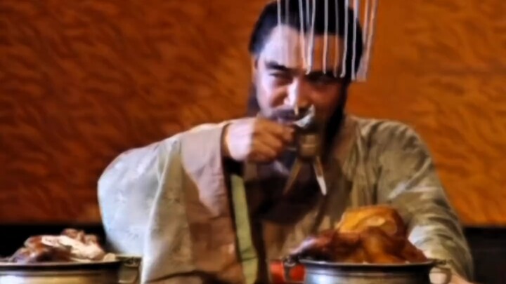 “往事越千年，魏武挥鞭，东临碣石有遗篇。”#三国演义 #曹操