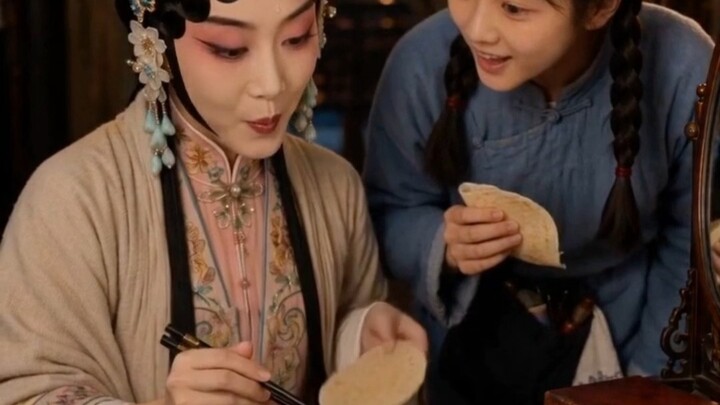 After singing “Drunk Consort Yang, how could she instantly turn into a gluttonous cat? A famous Repu