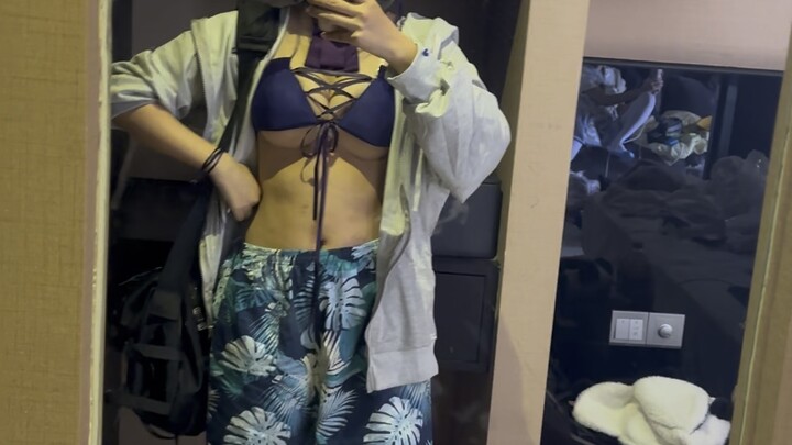 Actually, this suit has always exploded equipment, there are too many ropes and it is difficult to t