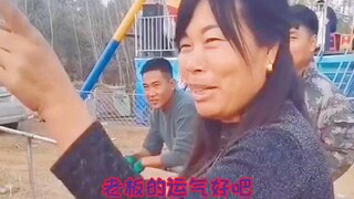 套圈套不中的时候，老板是不是也是这样劝你的？