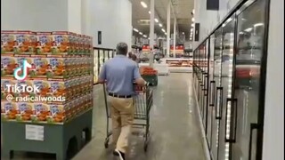 Jianren TV: Randomly Refreshing Bread