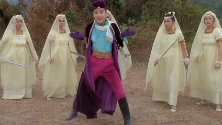 Damn! No one can match Brigitte Lin's fighting skills, even her posing skills