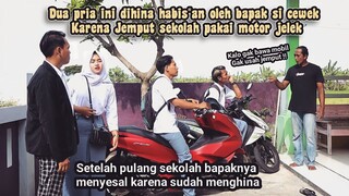 DUA PRIA INI PURA PURA MISKIN SAAT JEMPUT DEK PUTRI - Ternyata ke dua pria ini seorang ?