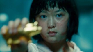 "Anh chỉ cần cứu em một lát, em sẽ bảo vệ anh mãi mãi. Ai mà không muốn có một chú heo siêu dễ thươn