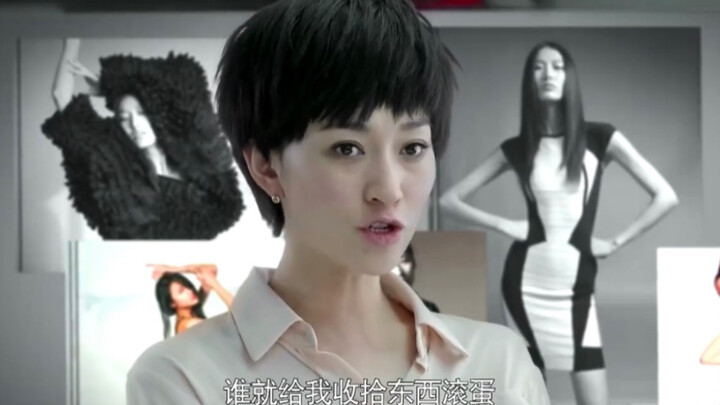 哎呀妈呀，这恨天高……想说这楼层是玻璃的吗，从下边往上看会不会曝光呢～