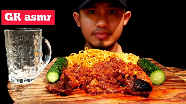 asmr, eat samyang and three squid sauce//asmr,makan samyang dan tiga sambal cumi