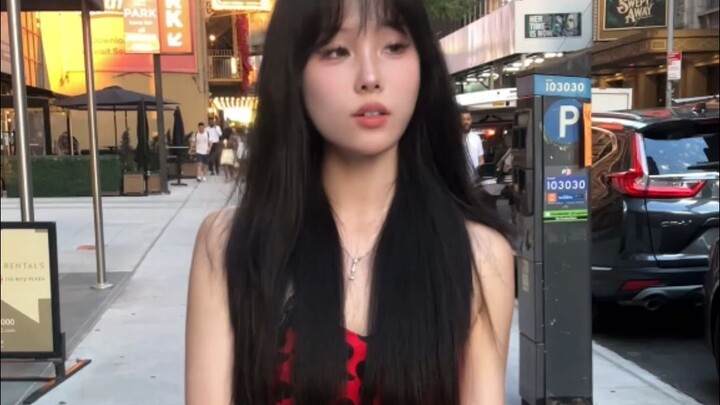 Người ta khác với các cô gái khác đấy nhé!