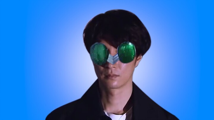 Tachibana-senpai who transformed using Ultraseven's method