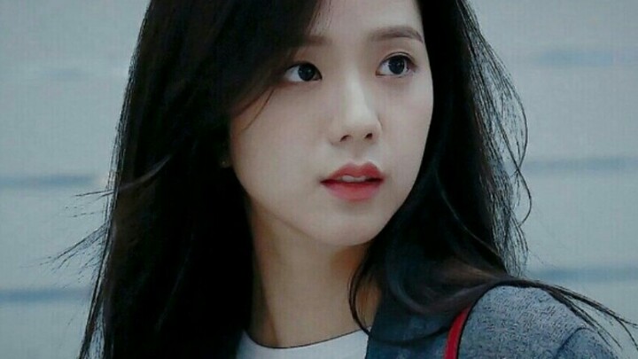 [Tổng hợp] Những khoảnh khắc mê hoặc của Kim Ji Soo