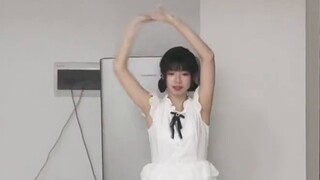 Lagu Cinta Taman Persik! Lihat aku melakukan tendangan kiri