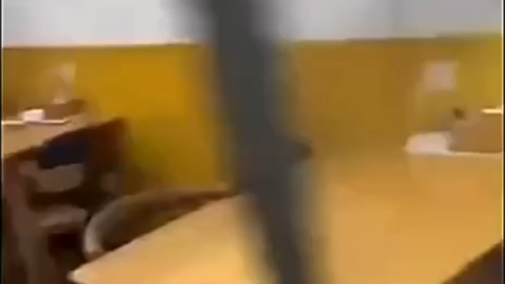 Anh lớn, như thế này không ổn lắm đâu!!!