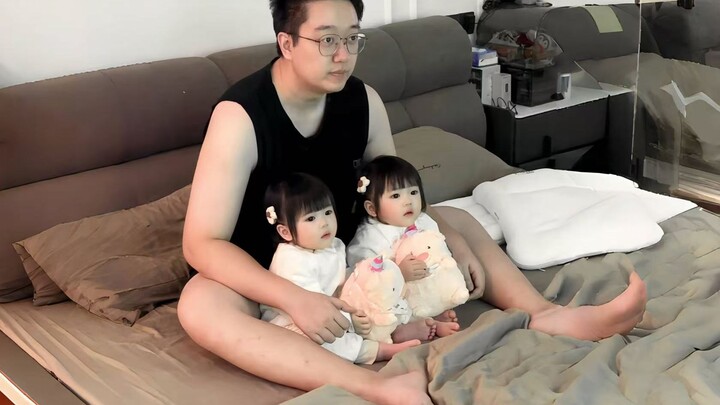 The bedtime ritual for these twins? All thanks to their daughter-loving dad!