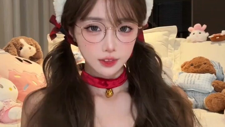 ชุดพิเศษคริสต์มาสบนติ๊กต็อก (เวอร์ชันอัปเดตและรีมาสเตอร์)