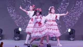 อันดับสองของการแข่งขันกลับกลายเป็นสาวน้อยเวทมนตร์สามคนที่มีอัตราซิงค์สุดน่าทึ่ง?!