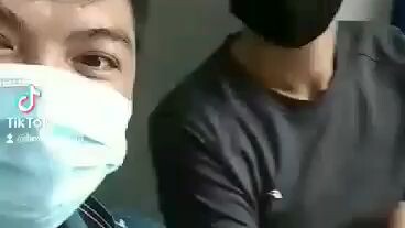 ຈັກແມ່ນຫຍັງຢູ່ດີໆກະບໍ່ໄດ້ເນາະ😂
