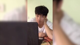 Cay lắm rồi. Phải giành lại những thứ đã mất thôi