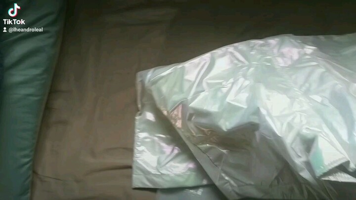 unboxing windbreaker