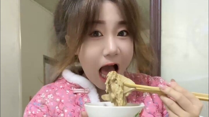 Lẩu hải sản dưa cải chua