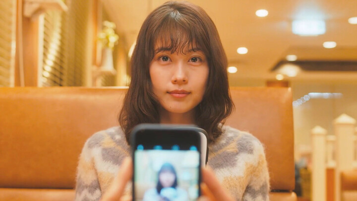 "อย่าหันกลับมามองฉันนะที่รัก"