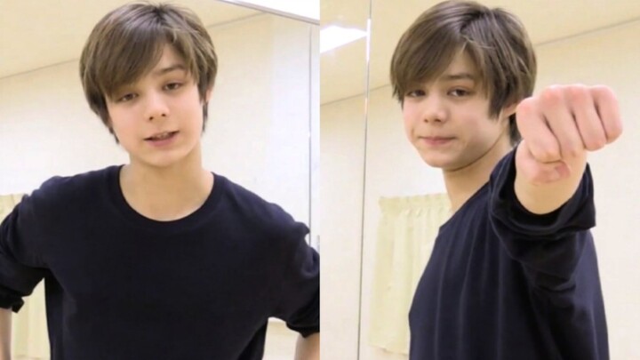 【فرقة الفتيان الجديدة JayJay من sm】 يا للهول، هذه اللقطة الجميلة للفتية قبل المنافسة، يتدربون على رق