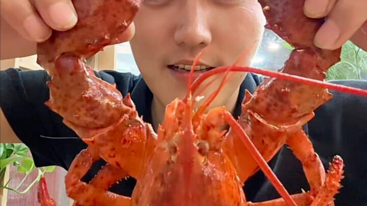 Don’t let life numb your dreams—living a romantic life is possible even when you’re on your own! So 